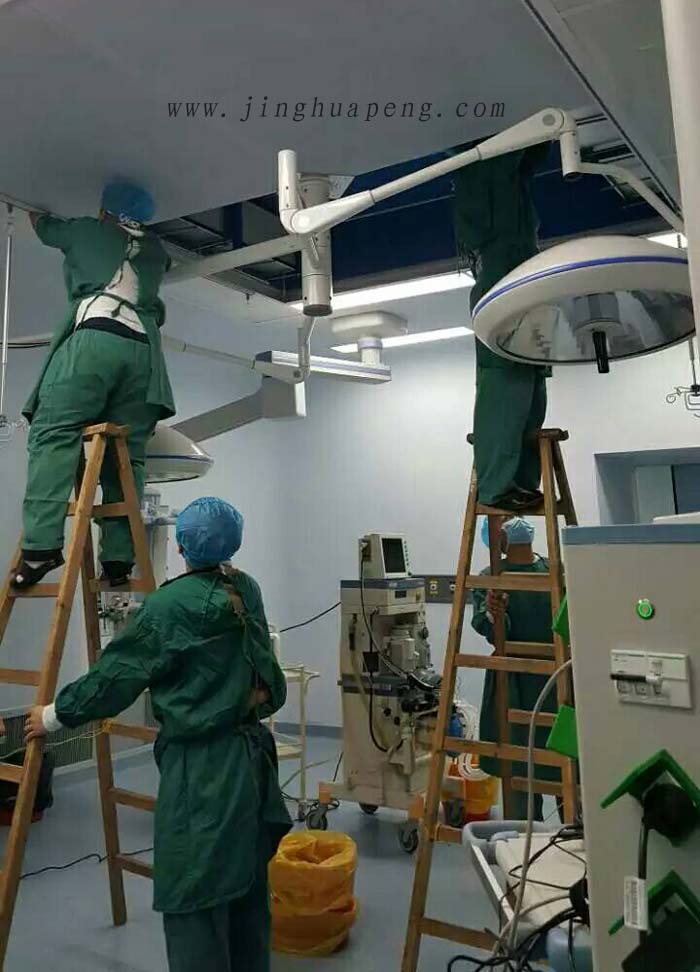 专业人员正在对医院洁净手术室更换高效空气草莓视频在线观看免费视频